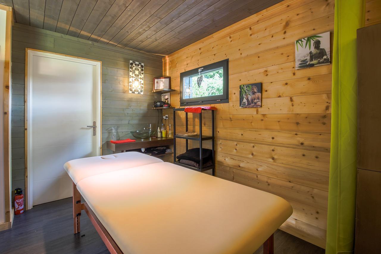 Camping Les Portes Du Beaujolais Анс Экстерьер фото