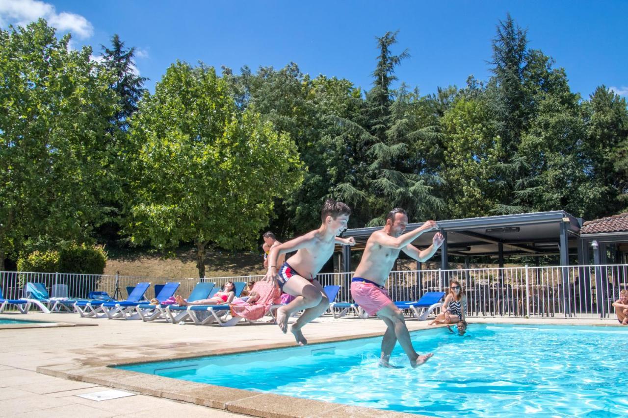 Camping Les Portes Du Beaujolais Анс Экстерьер фото