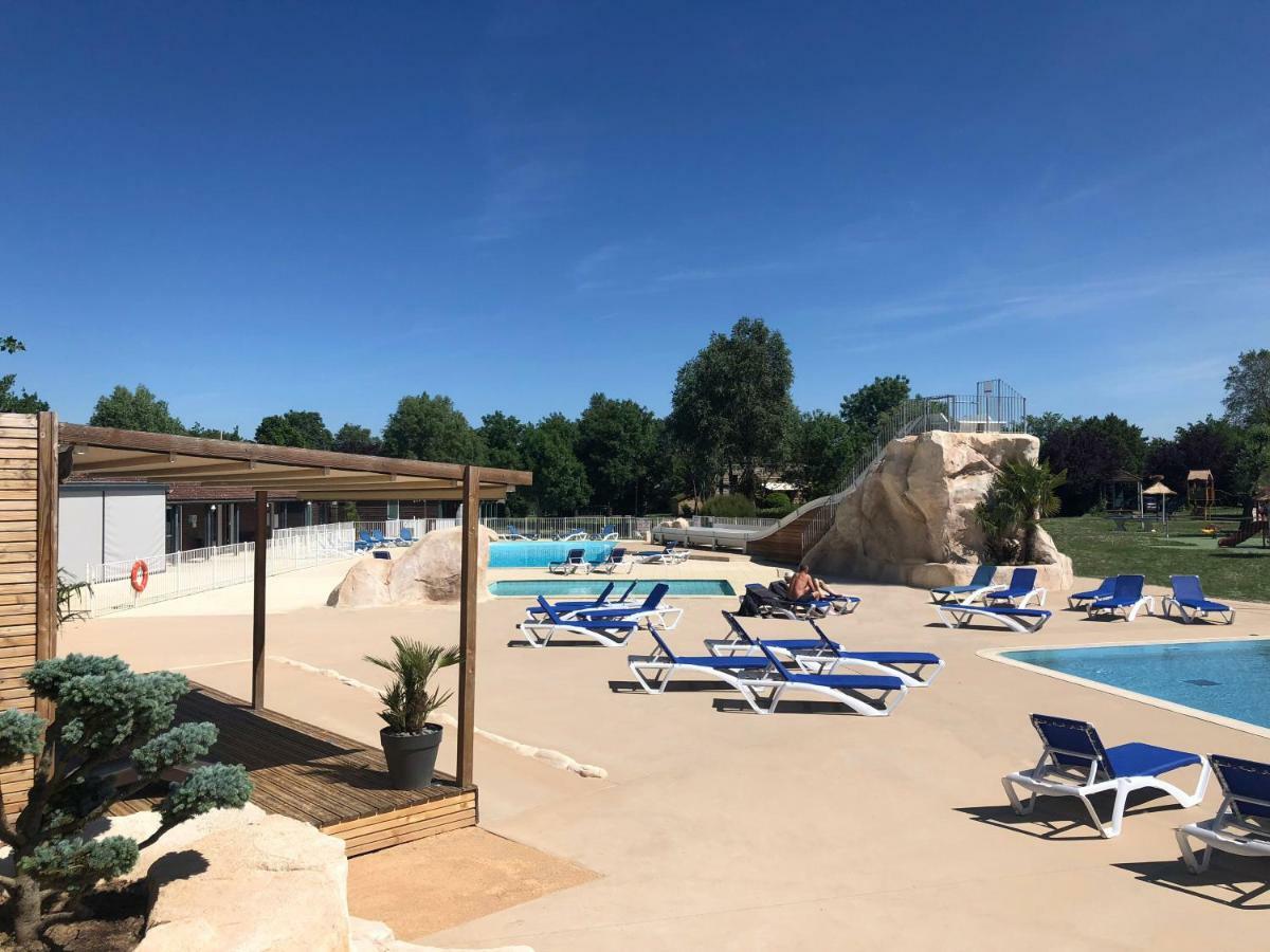 Camping Les Portes Du Beaujolais Анс Экстерьер фото